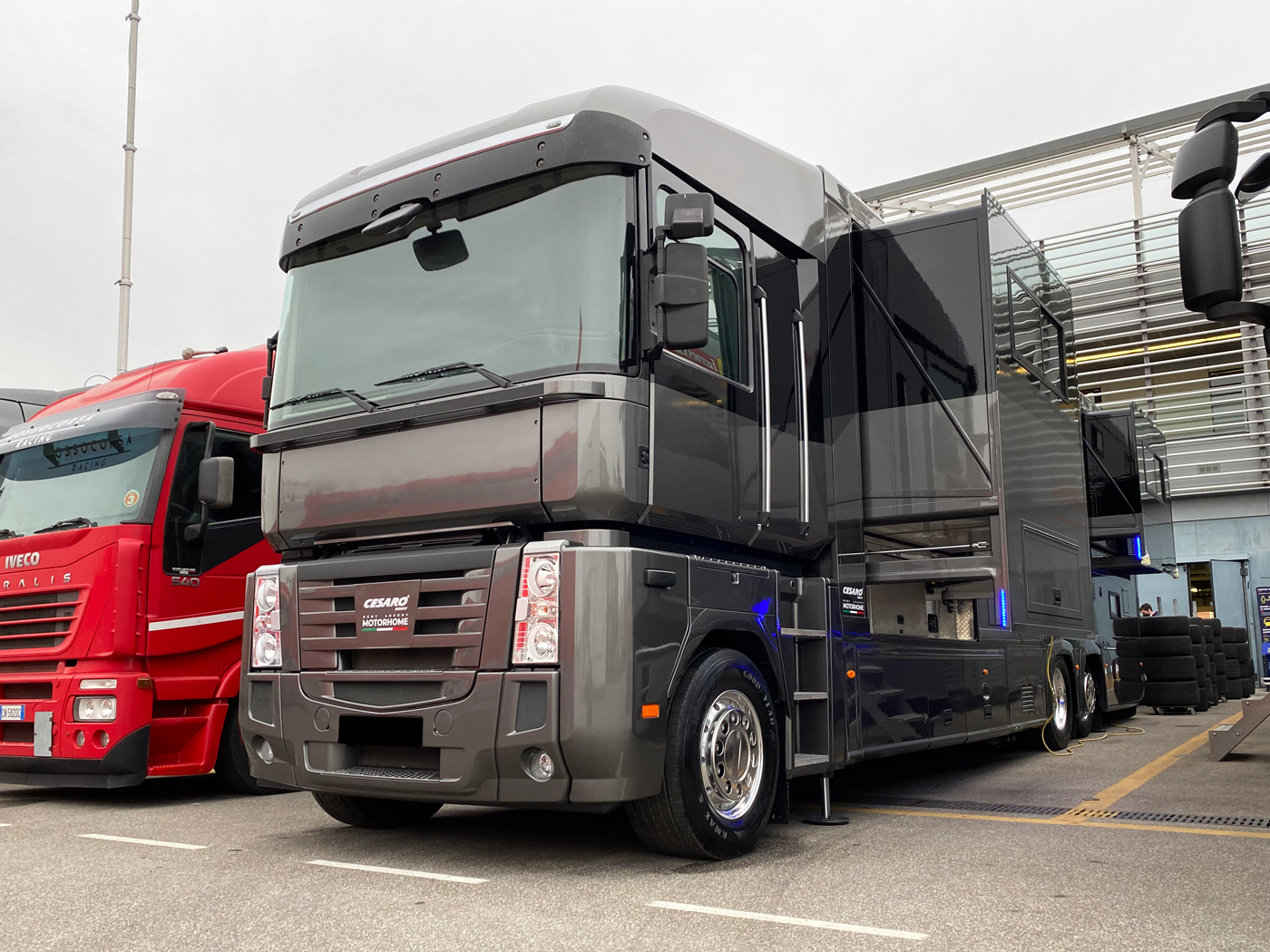 Cesaro_Group_Event_Road_Truck_Rent_Luxury_Motorhome_Motorhome_Europeo(5).jpg